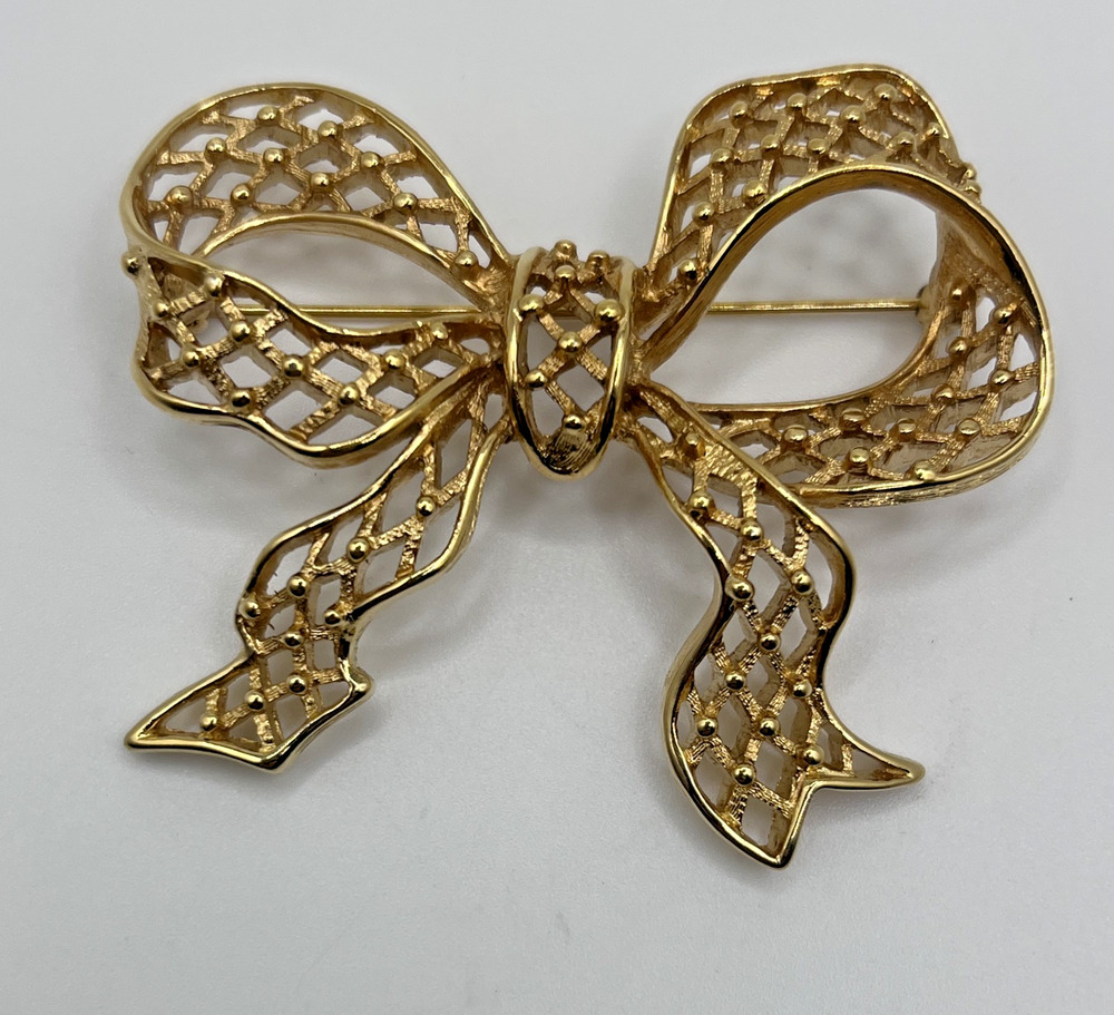 Large Vintage Monet Gold Tone Lattice Ribbon Bow Costume Statement Brooch Bold